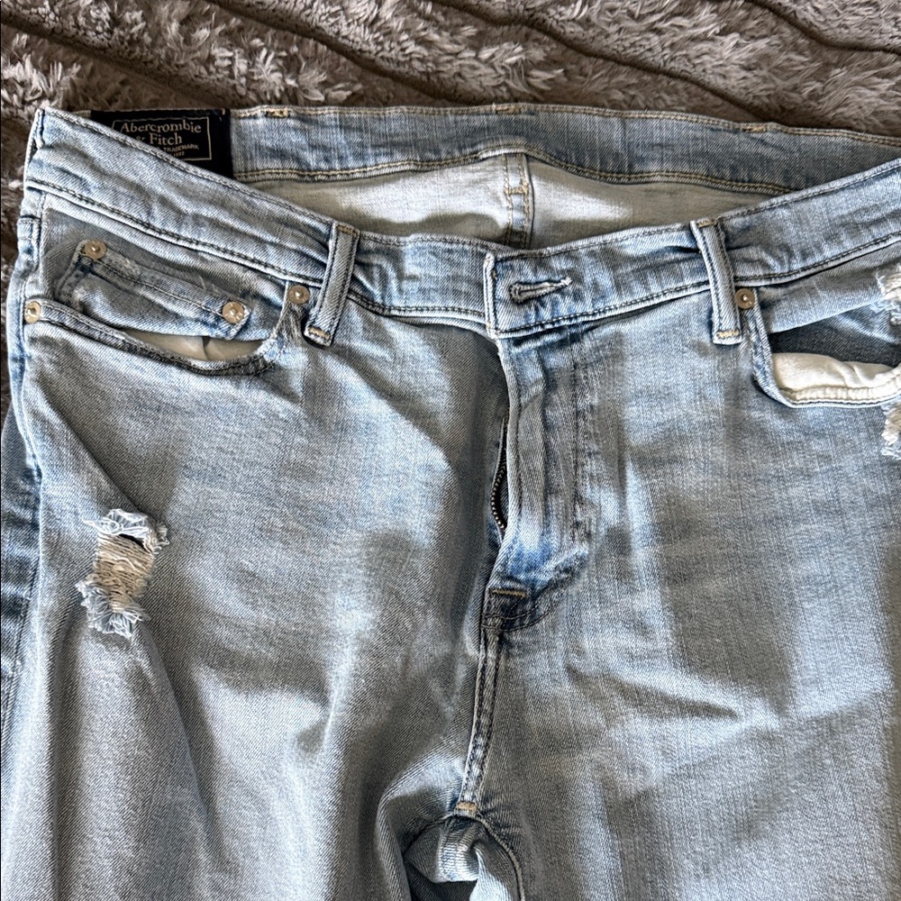 Abercrombie & Fitch Light Blue Jeans with Distressing